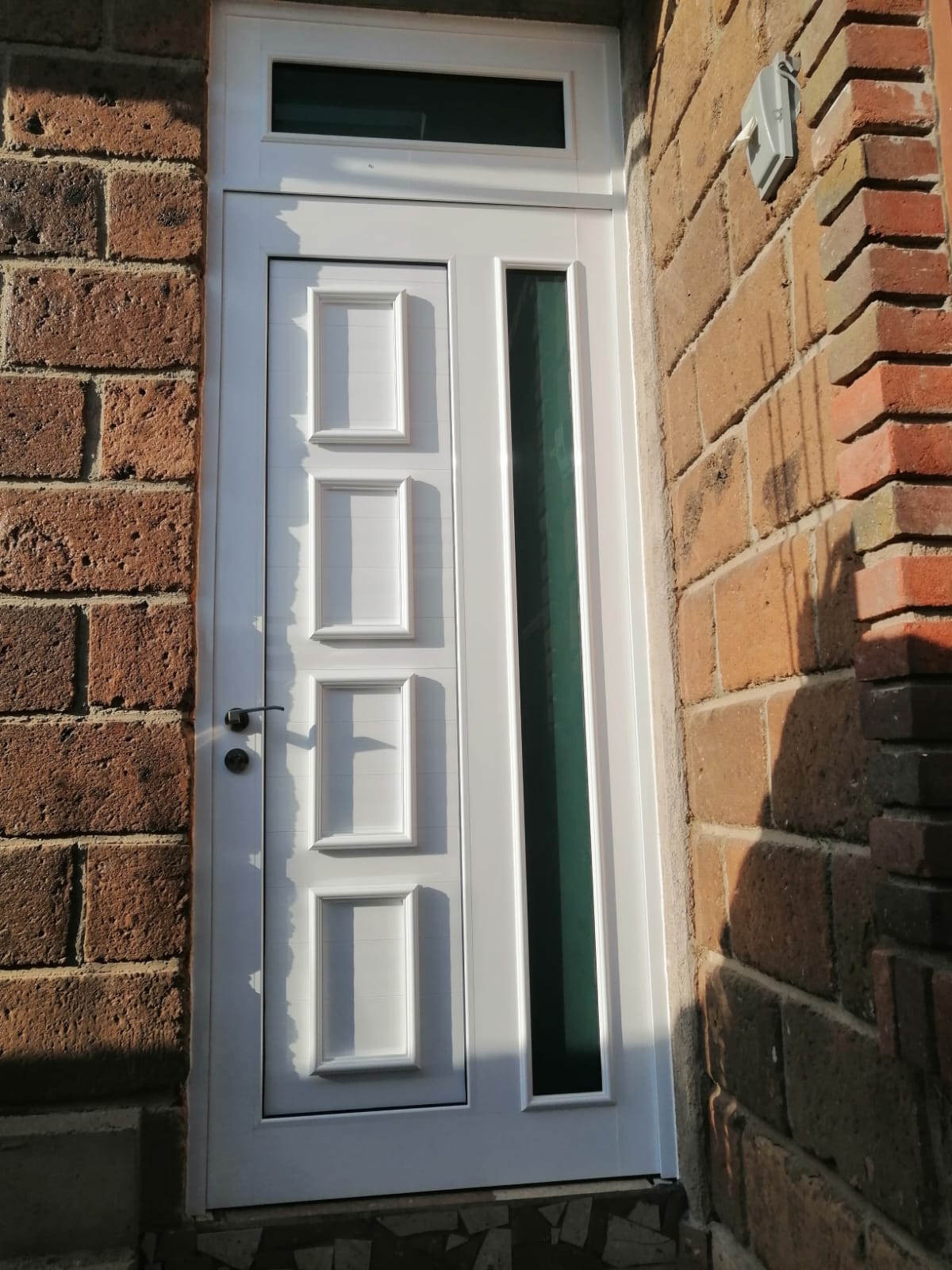 Fotografía adicional de Puertas de Aluminio y Cristal