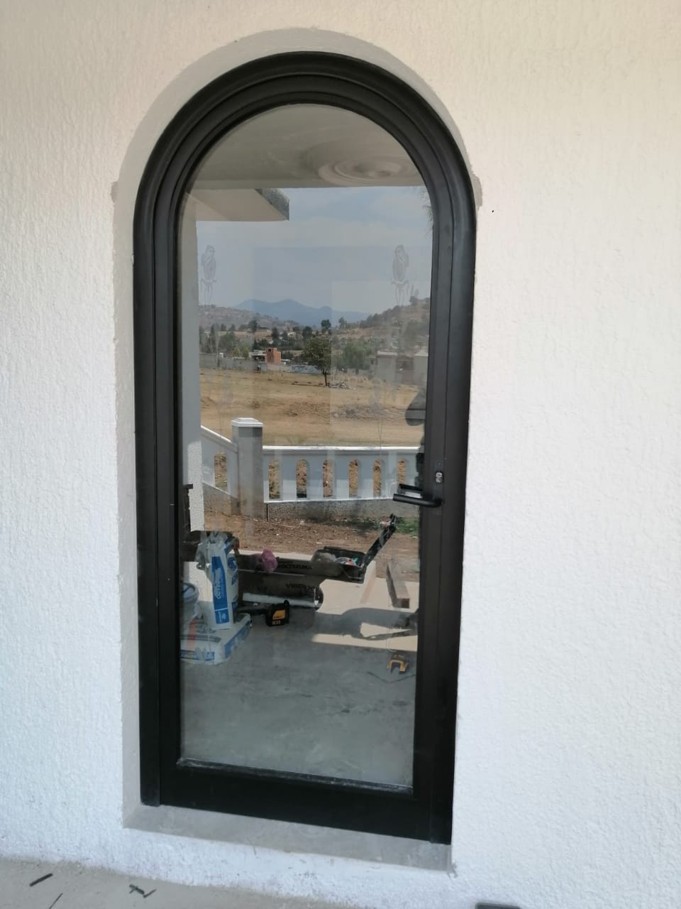 Fotografía adicional de Puertas de Aluminio y Cristal