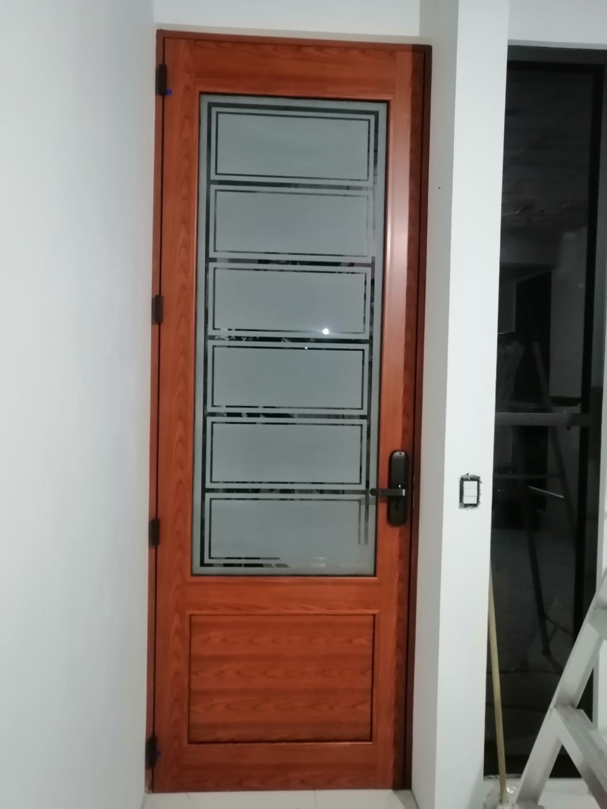Fotografía adicional de Puertas de Aluminio y Cristal
