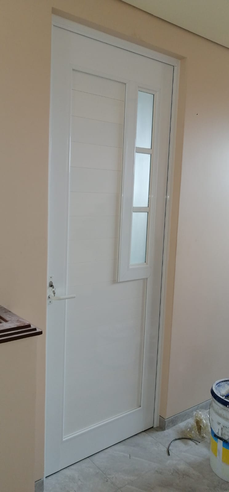 Fotografía adicional de Puertas de Aluminio y Cristal