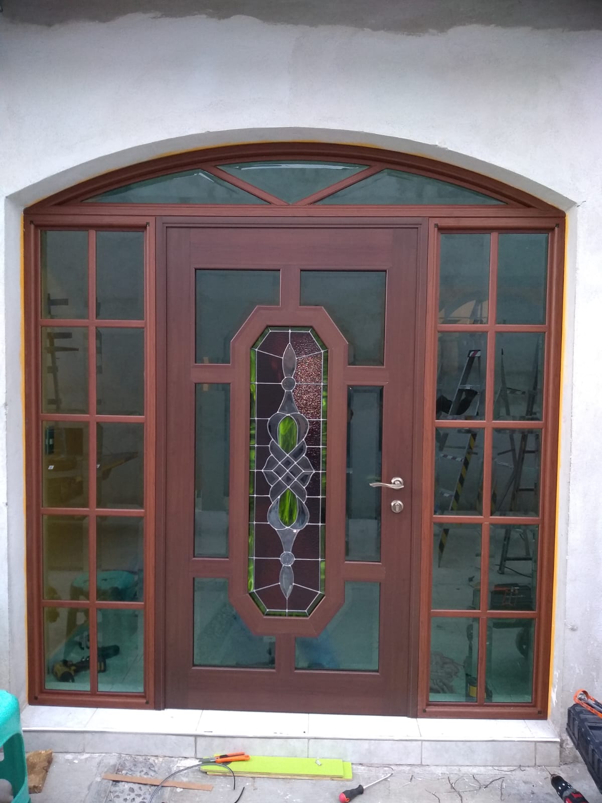 Fotografía adicional de Puertas de Aluminio y Cristal